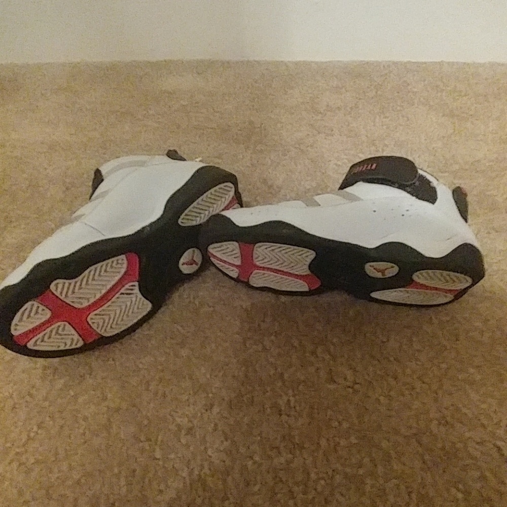 Shoes - Picture 4 of 4